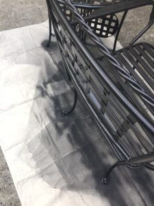 Spray Painted Wrought Iron Set Using Rustoleum Oil Rubbed Bronze
