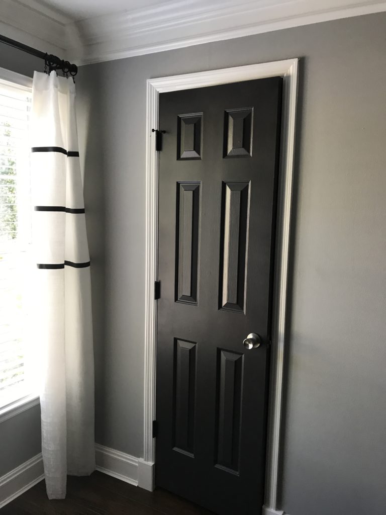 Black Interior Doors | Dark Interior Doors| Benjamin Moore Mopboard Black Paint Color | Modern Room Updates for Cheap