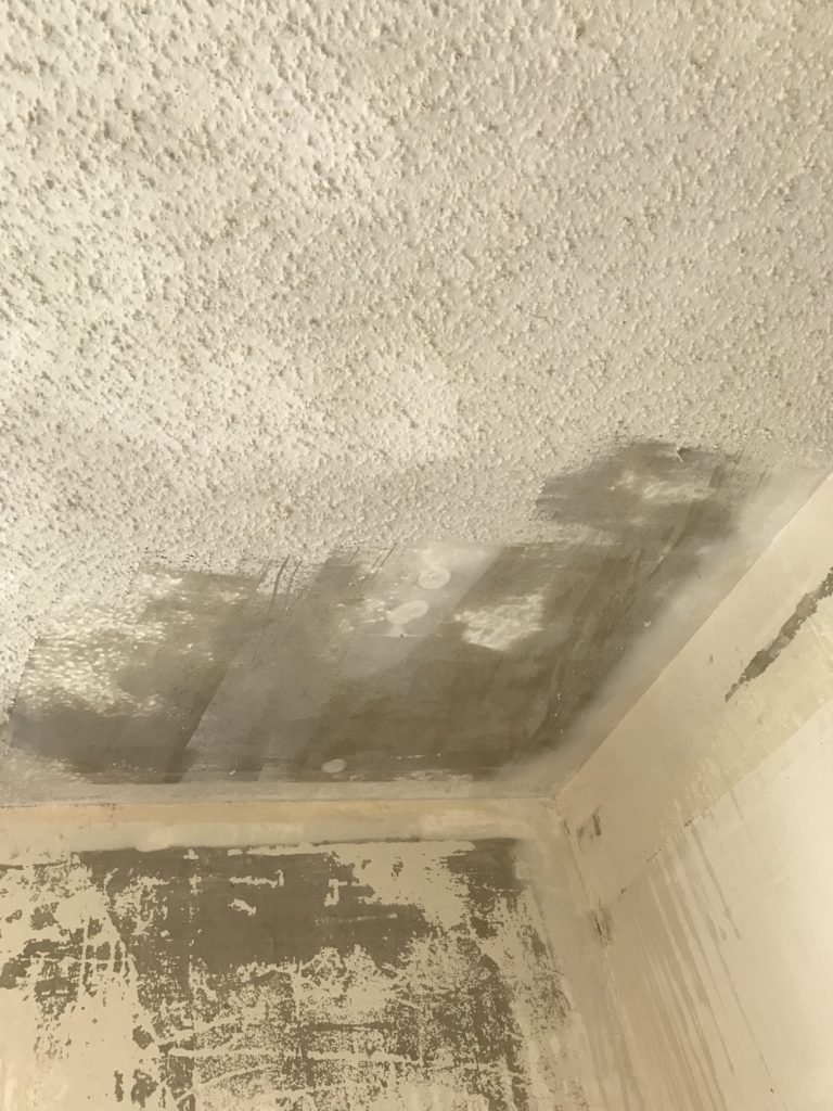 Small Bedroom Makeover Remove Wallpaper Popcorn Ceiling And Carpet