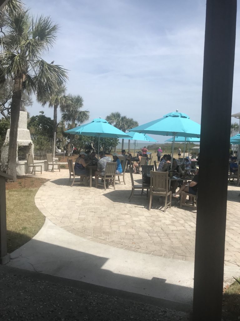 Places to Eat in Jekyll Island - Seafood, Drinks and beach views. 